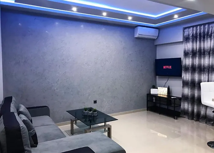 Harry S Exclusive Apartment